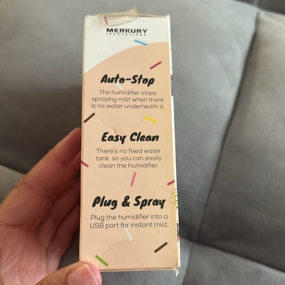 Merkury Doughnut Humidifier - Picture 2 of 7